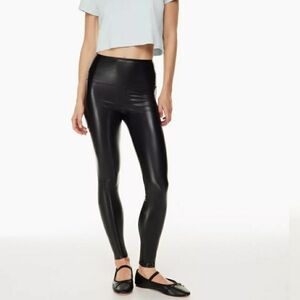 Aritzia Wilfred Free Vegan Faux-Leather High Waisted Daria Pants Size Small.